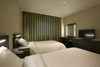 Busan Tourist Hotel 3*