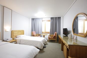 Busan Tourist Hotel 3*