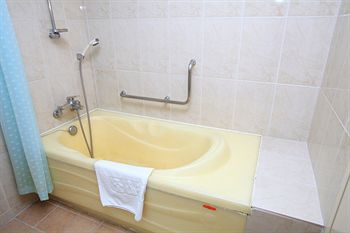 Busan Tourist Hotel 3*