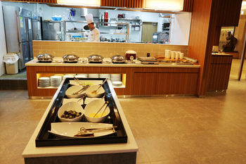 Busan Tourist Hotel 3*