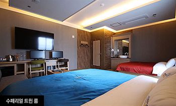 Airport Hotel 3*