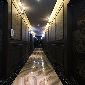 Airport Hotel 3*