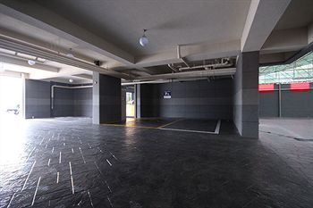Airport Hotel 3*