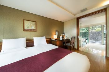 Seaes Hotel & Resort 5*