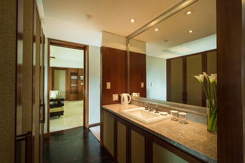Seaes Hotel & Resort 5*