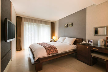 Seaes Hotel & Resort 5*