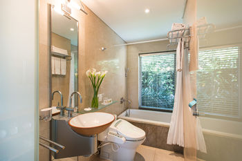 Seaes Hotel & Resort 5*
