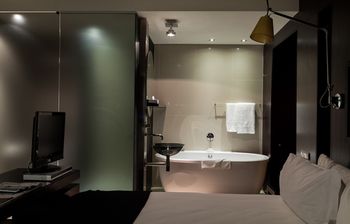 Colosseum Hotel 4*