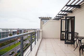 Colosseum Hotel 4*