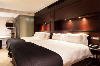 Colosseum Hotel 4*