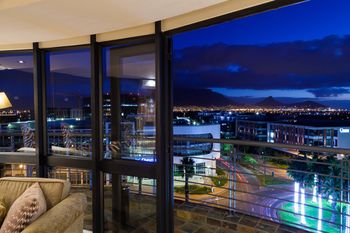Colosseum Hotel 4*