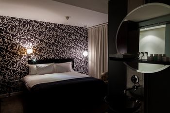Colosseum Hotel 4*