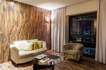 Colosseum Hotel 4*