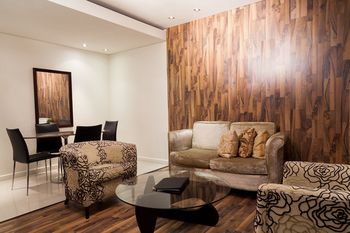 Colosseum Hotel 4*