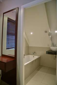 Protea Hotel by Marriott Cape Town Durbanville 3*