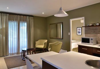 Protea Hotel by Marriott Cape Town Durbanville 3*