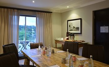 Protea Hotel by Marriott Cape Town Durbanville 3*