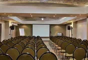Protea Hotel by Marriott Cape Town Durbanville 3*