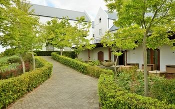 Protea Hotel by Marriott Cape Town Durbanville 3*