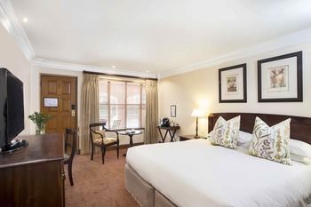 Premier Hotel Falstaff 4*