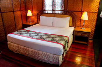 Mutiara Taman Negara 3*