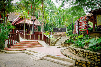 Mutiara Taman Negara 3*