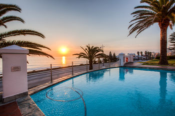 Courtyard Hotel Gqeberha 4*