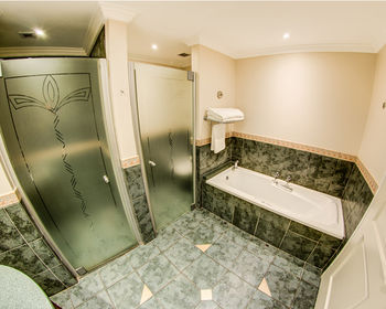 Courtyard Hotel Gqeberha 4*