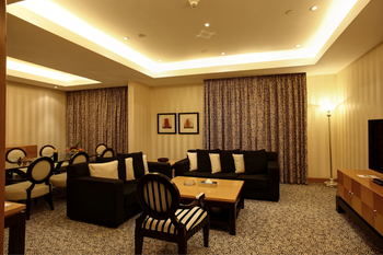 Millennium Central Kuwait Downtown 4*