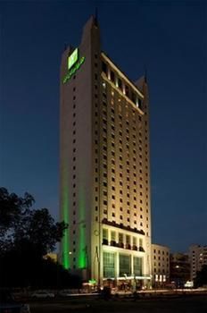 Millennium Central Kuwait Downtown 4*