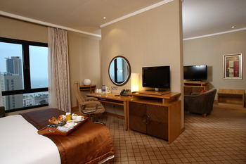 Millennium Central Kuwait Downtown 4*