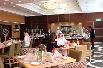Millennium Central Kuwait Downtown 4*