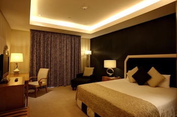Millennium Central Kuwait Downtown 4*