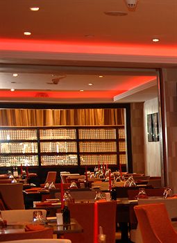 Millennium Central Kuwait Downtown 4*