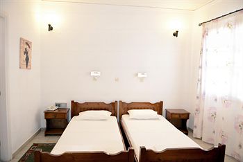 Anthemis Hotel 2*