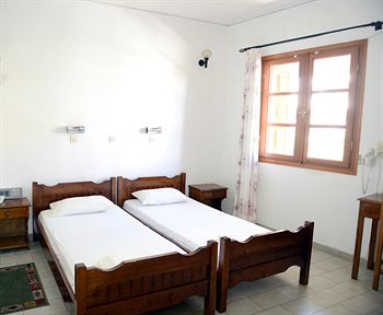 Anthemis Hotel 2*