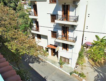 Anthemis Hotel 2*