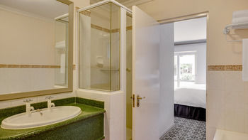 Protea Hotel by Marriott Cape Town Mowbray 3*
