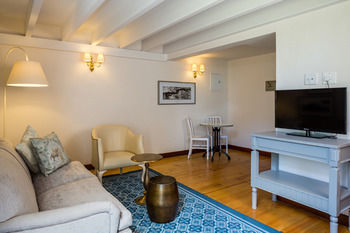 Protea Hotel by Marriott Cape Town Mowbray 3*
