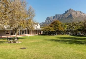 Protea Hotel by Marriott Cape Town Mowbray 3*