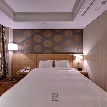 Hotel Avenue Changwon 3*