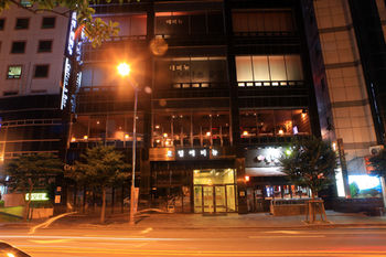 Hotel Avenue Changwon 3*