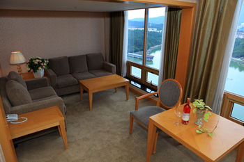 Hotel Avenue Changwon 3*