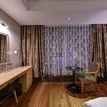 Hotel Avenue Changwon 3*
