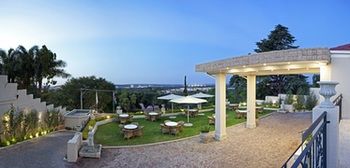 131 on Herbert Baker Boutique Hotel 3*