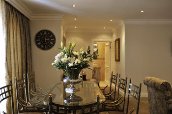 131 on Herbert Baker Boutique Hotel 3*