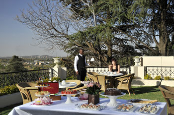 131 on Herbert Baker Boutique Hotel 3*