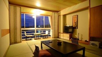 Toba Grand Hotel 3*