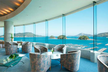Toba Grand Hotel 3*