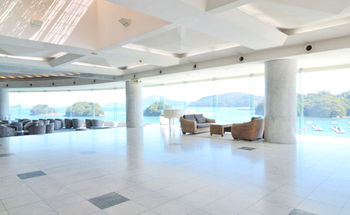 Toba Grand Hotel 3*